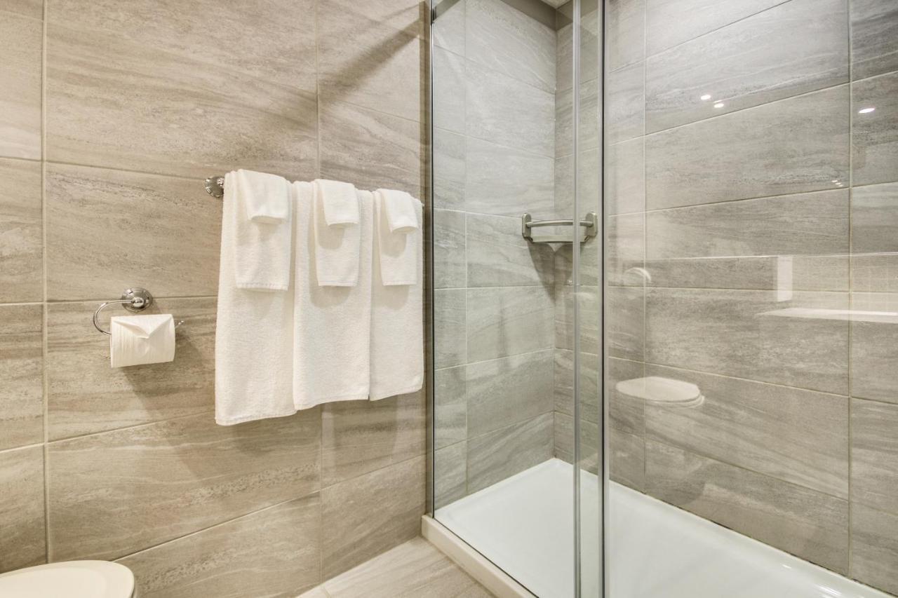 Hotel Marineau Shawinigan Luaran gambar